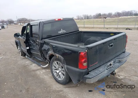 2005 Chevrolet Silverado 1500 Z71 from USA, damaged, VIN 2GCEK13T851306872
